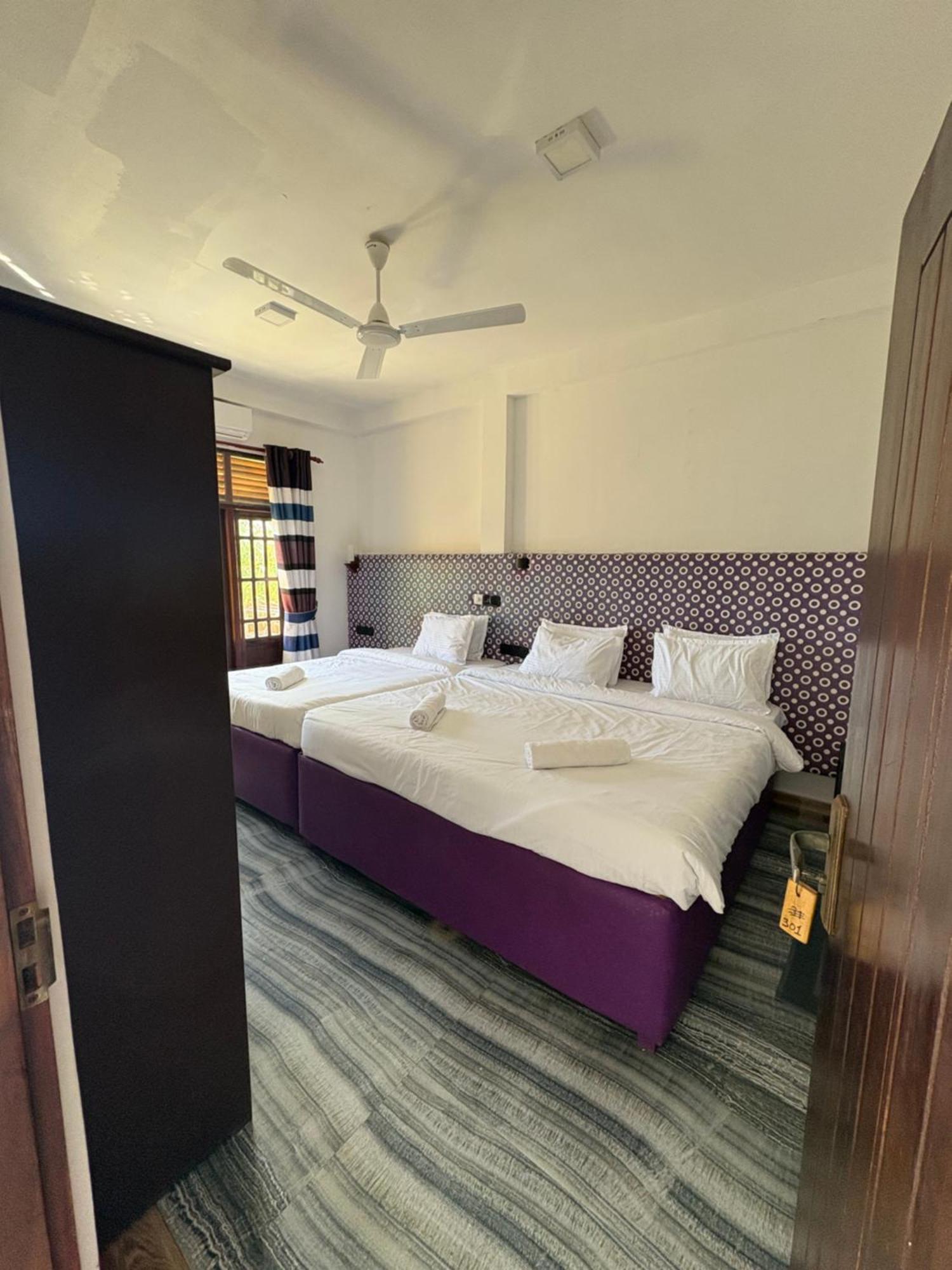 Wake N Flow, Weligama Exteriér fotografie