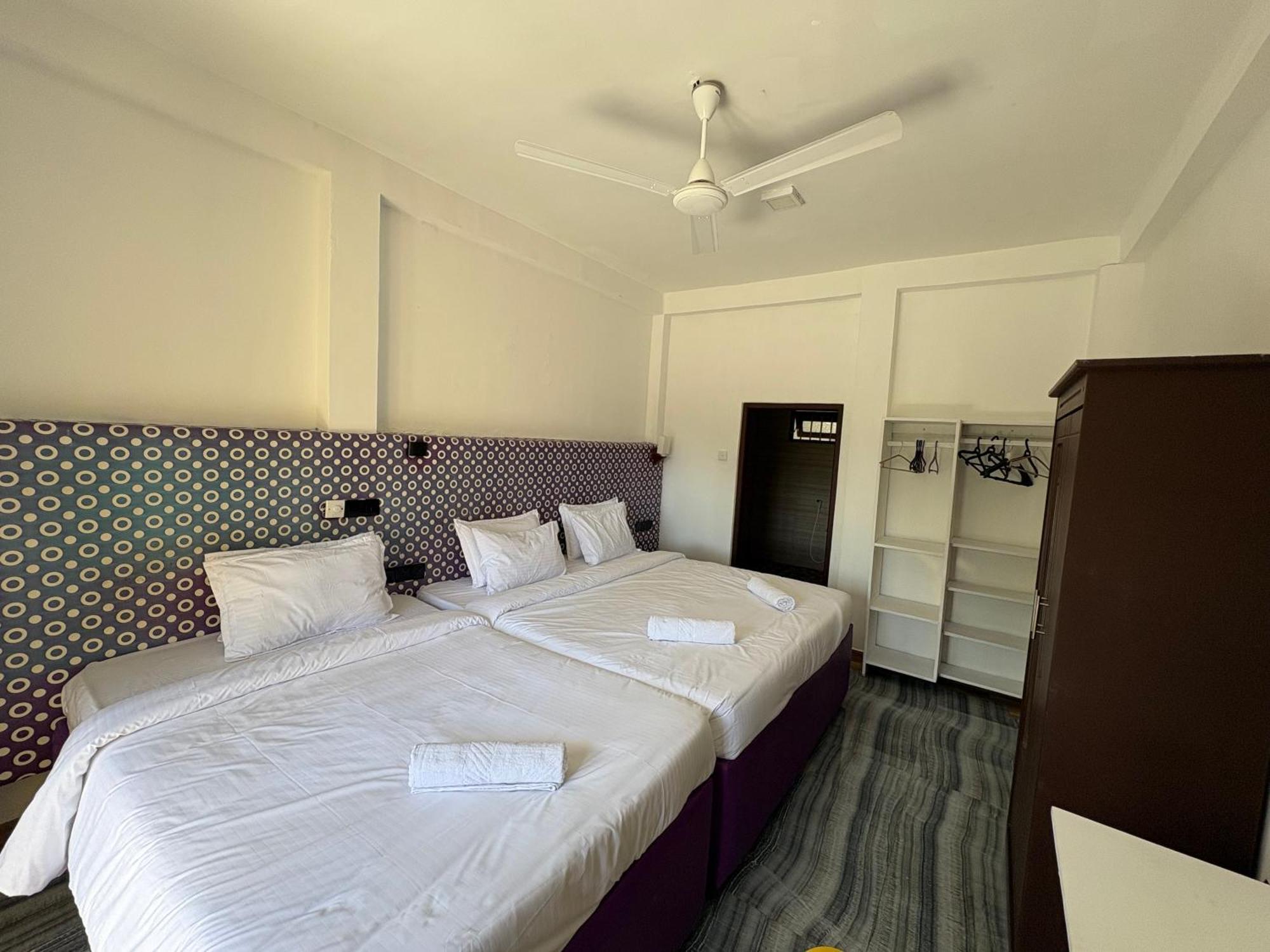 Wake N Flow, Weligama Exteriér fotografie