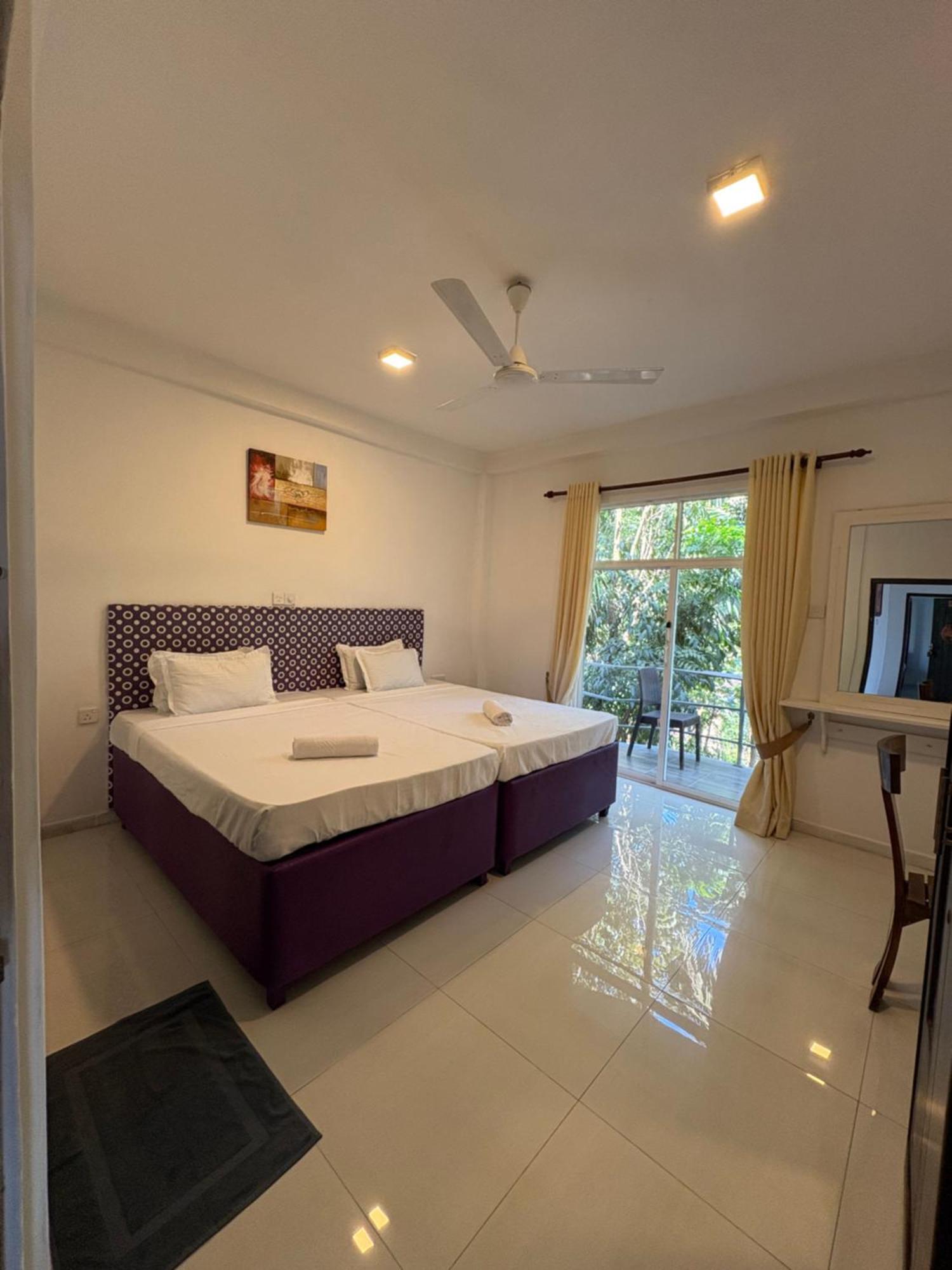 Wake N Flow, Weligama Exteriér fotografie
